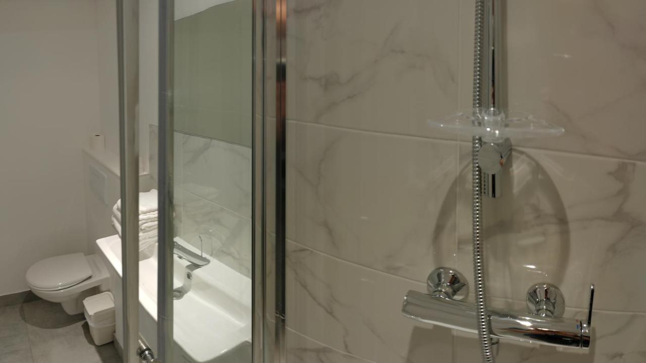 Fasthotel Well Inn Macon Sud - Un Hotel Fh Confort Charnay-les-Macon ภายนอก รูปภาพ