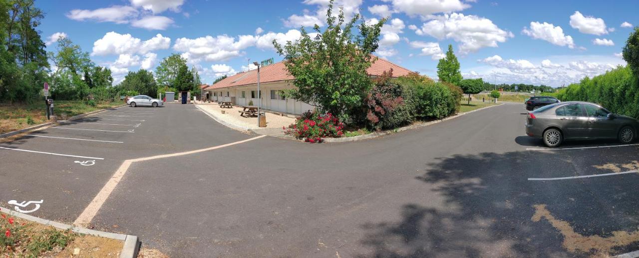 Fasthotel Well Inn Macon Sud - Un Hotel Fh Confort Charnay-les-Macon ภายนอก รูปภาพ